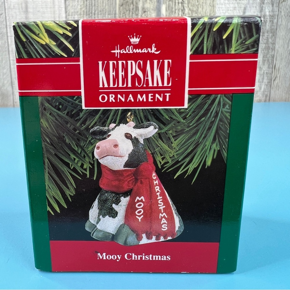 Hallmark Keepsake Ornament Mooy Christmas